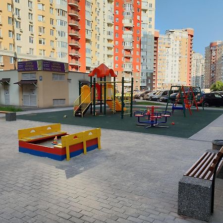 Luxapartment Київ Екстер'єр фото